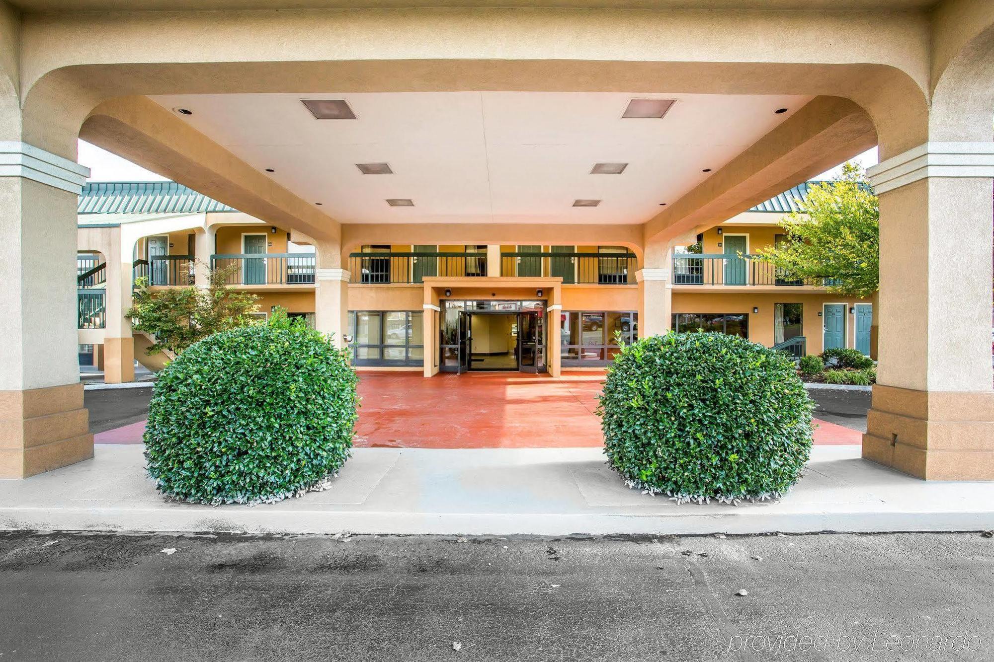 Quality Inn Goodlettsville Exterior photo